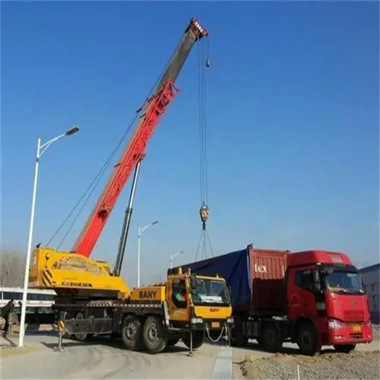 涞源吊车出租吊装大件的时候的注意事项